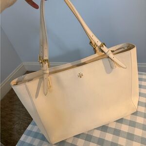 Tory Burch White Leather Tote Bag with Gold Accents